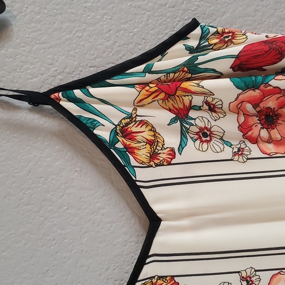 Floral Maxi Dress - Picture 5 of 13